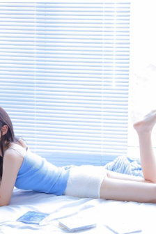 主人项圈牵着跪爬